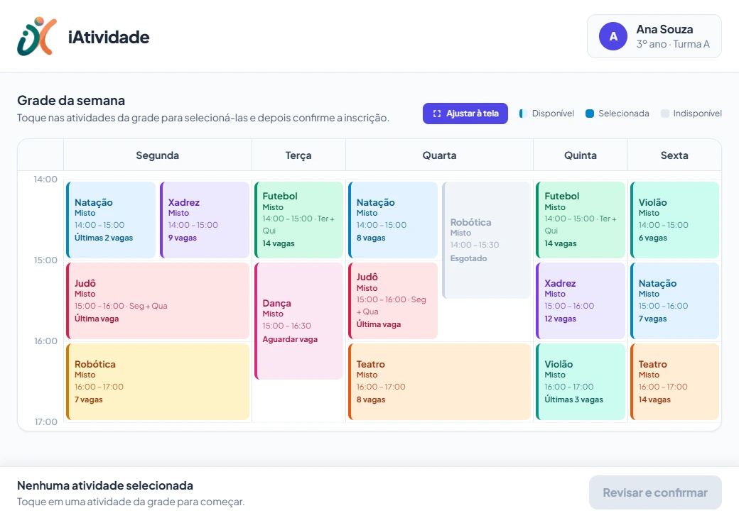 Demonstração do iAtividade: na grade semanal de segunda a sexta, o responsável clica em Natação e o bloco fica marcado; o Xadrez do mesmo horário fica cinza com o aviso Conflito de horário; um clique em Futebol marca a terça e a quinta; a Dança, lotada, entra como aguardando vaga; no fim, ele revisa, marca Ciente e confirma a inscrição.